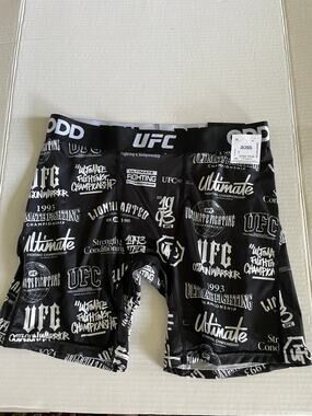 UFC Men’s Boxer Brief Lounge Wear Underwear Size M NWT